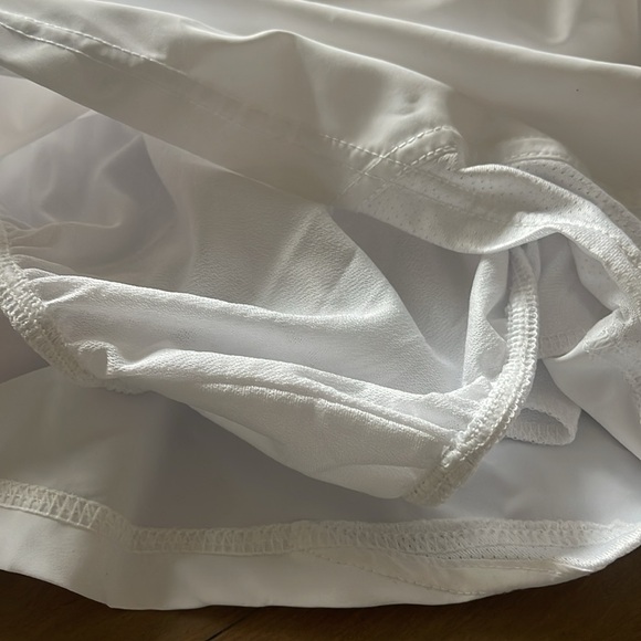 Women’s running shorts, impeccable condition. Selling all three for list price - Picture 16 of 16